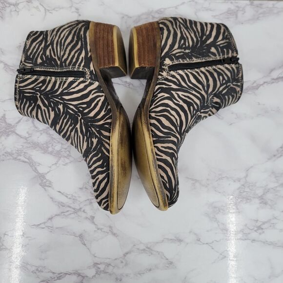 Lucky Brand Leather Zebra Animal Print Booties Women's Size 7.5 - Picture 5 of 15